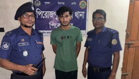 অপহরণের শিকার স্কুলছাত্রীকে উদ্ধার, অপহরণকারীকে গ্রেফতার করল পিরোজপুরের পুলিশ